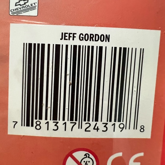 Mc Farlane Jeff Gordon Limited edition. - Picture 10 of 11